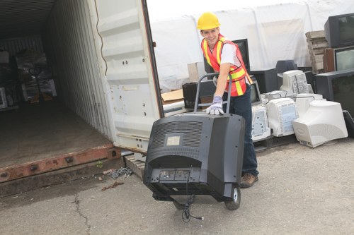 Efficient builders waste clearance team